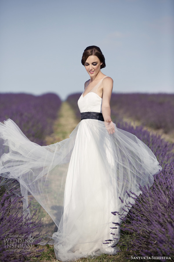 Svadobné šaty inšpirované Audrey Hepburn