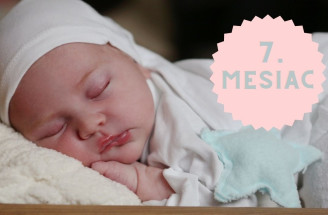 Vývoj dieťaťa mesiac po mesiaci - 7. MESIAC života dieťaťa