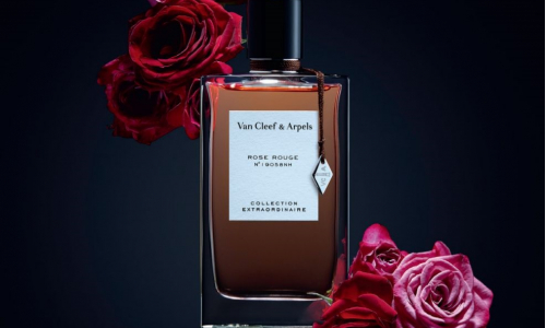 Van Cleef & Arples Rose Rouge N°19058NH: Objav krásu ruží aj ty!