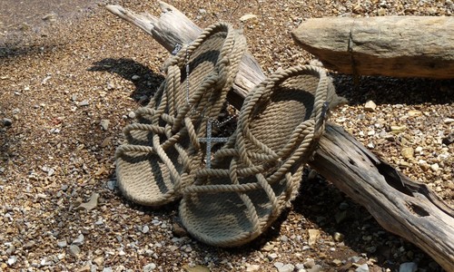 Dámske letné sandále, pri ktorých zohráva hlavný prím lano: Stav na námornícku eleganciu