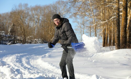 Zvládnite prácu v zime vonku bez ujmy vďaka Helly Hansen oblečeniu