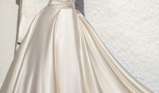Objavte zmyselné svadobné šaty Eva Lendel