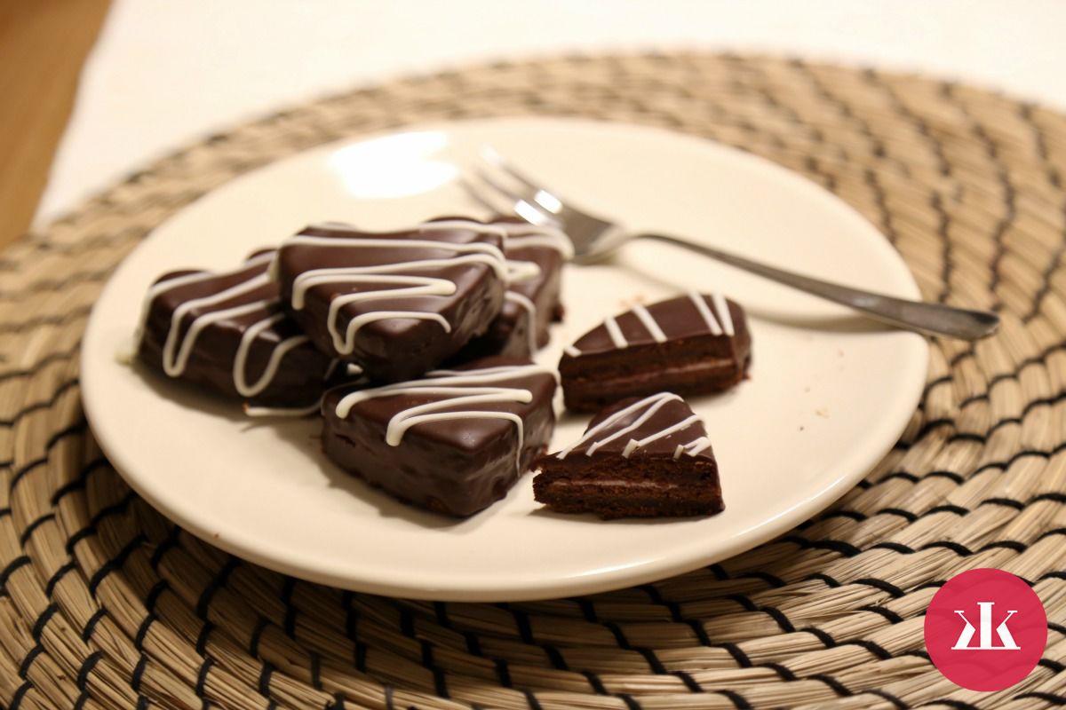 valentín, srdcia, čokoládové srdiečka, valentínsky dezert