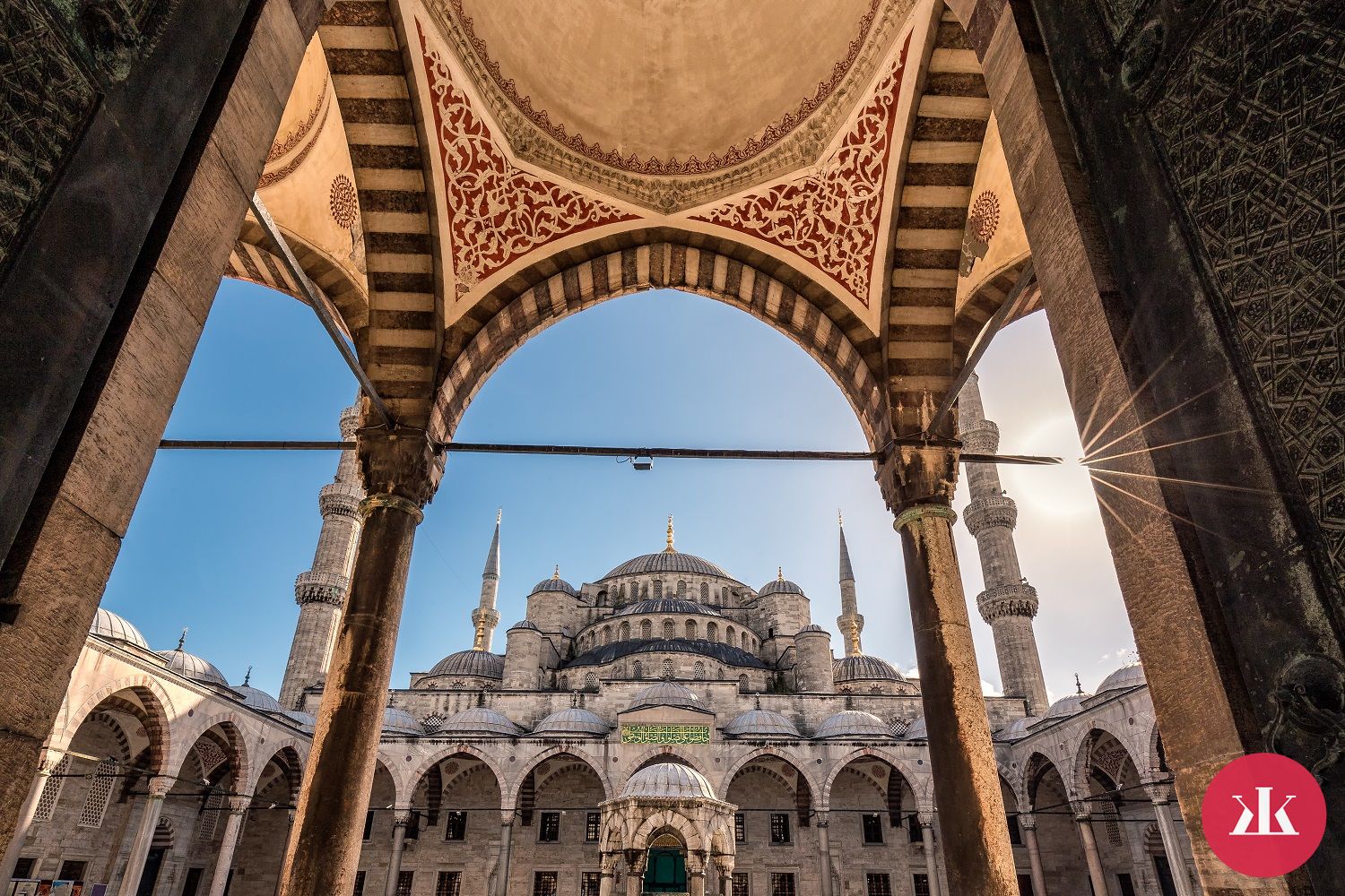 nádvorie Modrej mešity v Istanbule