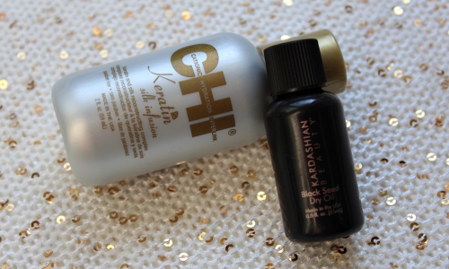 TEST: Chi Silk Infusion a Black Seed Dry Oil z dielne Kardashian Beauty