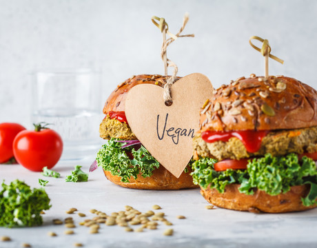 Recepty na vegánsky burger: Tieto od mäsitých nerozoznáš!