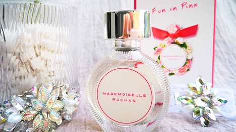 Vyhrajte 4x kvetinovú vôňu Rochas Mademoiselle Rochas v hodnote 42 €