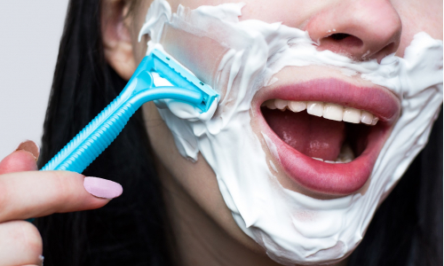 Holenie tváre u žien či plastické operácie nosa: Aké sú ideály krásy?