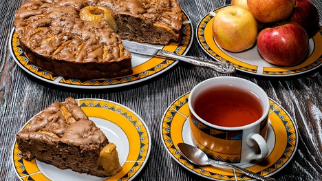 Jablkový koláč inak: Odštartuj sezónu jabĺk s touto lahôdkou!