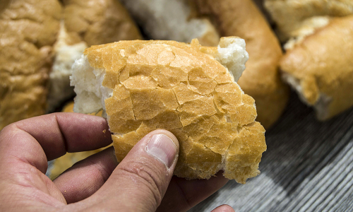 Máš doma starý chlieb? Vyskúšaj 7 výborných receptov, ako ho využiť!