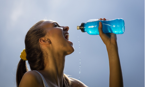 Populárne vitamínové vody: Trend, ktorému sa radšej vyhnúť?