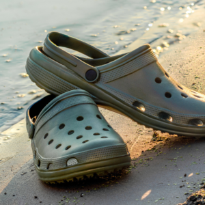 Gumové šialenstvo s názvom Crocs: Prečo sa táto obuv teší tak veľkej obľube?