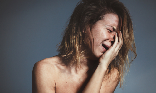 Zažívaš často bezdôvodný plač? Poznáme možné príčiny