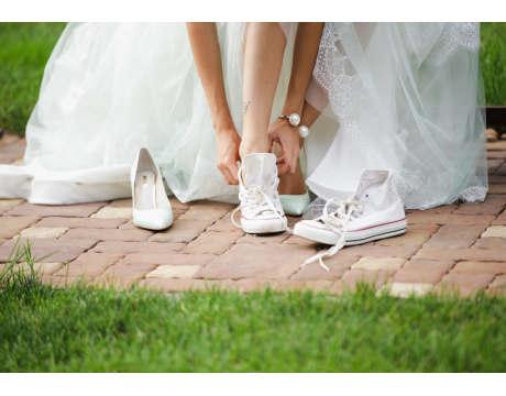 Ako si vybrať správne svadobné topánky? Drž sa týchto rád