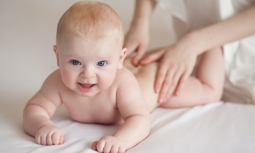 Správna starostlivosť o pokožku novorodenca: Čo zaručene funguje?