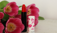 TEST: Oriflame Colourbox Kiss Me rúž na pery - KAMzaKRASOU.sk