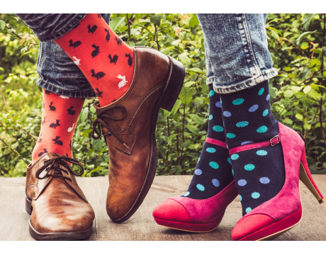 Veselé farebné ponožky ako módny doplnok? Rozhodne áno!