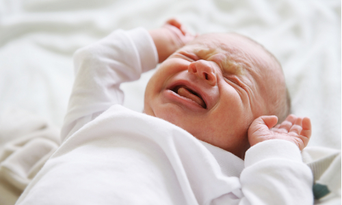 Zaujímavosti o novorodencoch: Veľa kostí, žiadne jabĺčka ani slzy?