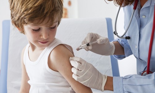 Kalendár pre povinné očkovanie detí a dospelých 2022: Kedy a proti čomu sa očkuje?