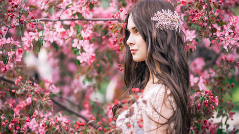Čerešňový kvet: Vieš, aké blahodarné účinky má na vlasy?