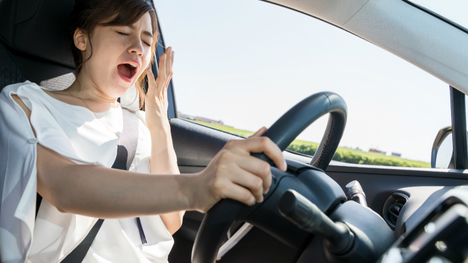 Toto potrebuješ ovládať: Ako predísť mikrospánku a únave za volantom?