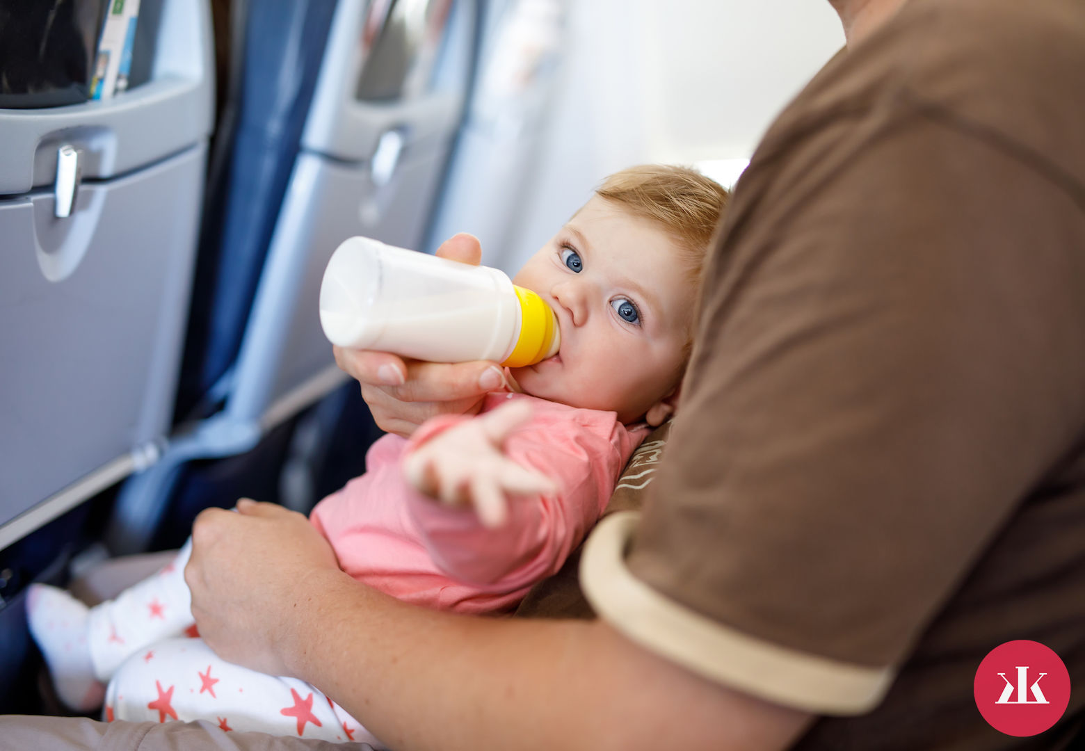 čo robiť s bábätkom v lietadle