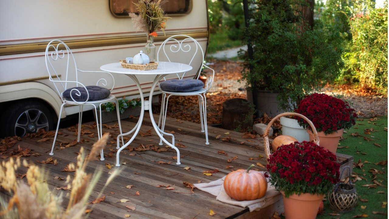 Jesenné upratovanie terasy a balkóna - Na TOTO by ste nemali zabudnúť