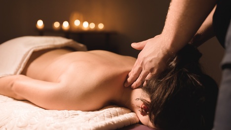 7 dôvodov, prečo si pravidelne dopriať masáž: Uži si relax aj ty!