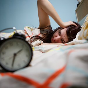 Problémy s nespavosťou: Zbystri pozornosť, tvoje orgány ťa varujú!