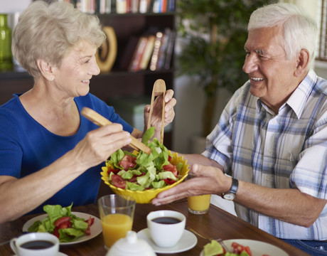 Ako si udržať zdravie vo vyššom veku? Dajte na rady odborníkov!