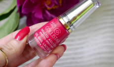 TEST: Collistar Oil Nail Lacquer Mirror Effect lak na nechty