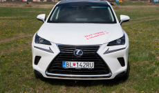 Ženský pohľad na: Lexus NX 300 h, Prestige 4x4 E-Four - KAMzaKRASOU.sk