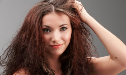 Letom zničené vlasy: Ako si ich udržať vo skvelej kondícii?