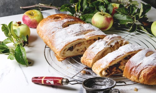 Úžasná neťahaná jablková štrúdľa: Originálny recept, ktorý musíš mať v kuchárke!