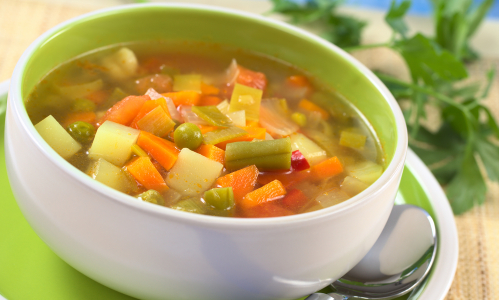 Ľahký recept na jarnú polievku: Pripravíš ju hravo aj v zime