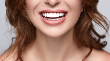 Mýty a pravdy o starostlivosti o zuby: Čomu si doteraz verila ty?