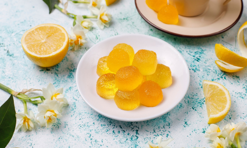 Vitamín C nedostupný v lekárni: Priprav si tieto chutné citrónové cukríky