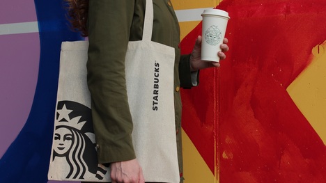 Osláv DEŇ ZEME so Starbucks a limitovanou kolekciou Reusable Cup