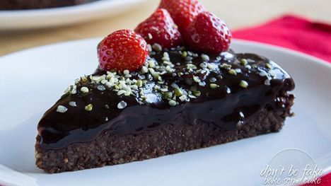 Zdravá maškrta - Čokoládový cous-cous koláč