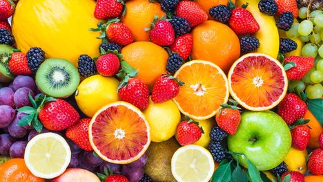 Kalorické tabuľky pre základné ovocie a orechy