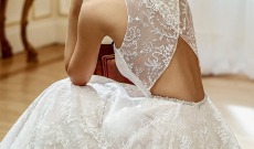 Exkluzívne svadobné šaty z dielne Mon Cheri - KAMzaKRASOU.sk