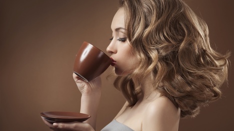 Ste milovníkom kávy? Kedy ju piť, aby bola skutočne účinná?