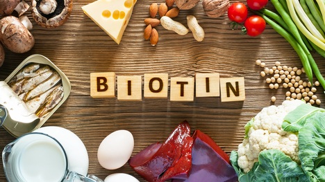 Vieš, aké sú účinky biotínu? Doplň si cenný vitamín krásy aj ty!