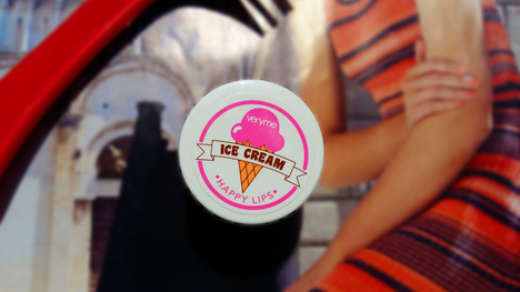 TEST: Oriflame – Very Me – Ice Cream Happy Lips - balzam na pery