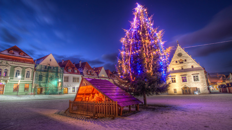 Vianočné trhy v Bratislave už odštartovali, kedy budú vo vašom meste?