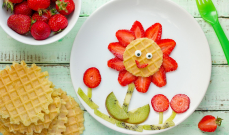 Ako naučiť deti jesť zdravo? Priprav im zo zeleniny a ovocia obľúbenú postavičku! - KAMzaKRASOU.sk