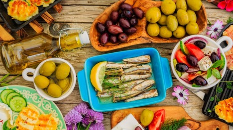 Grécka kuchyňa – ako pripraviť tradičné pochúťky zo slnečného Grécka?