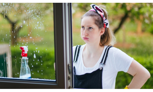 Jarné umývanie okien rýchlo, jednoducho a hlavne bez šmúh! Ako na to?