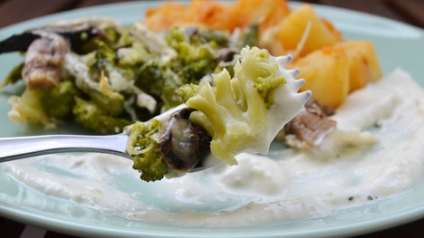 Zapekaná špargľa s brokolicou: Zdravý a chutný obed