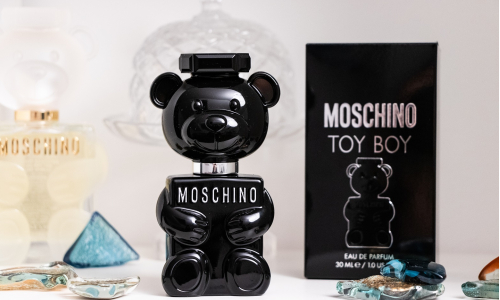 Vyhraj 4-krát Moschino Toy Boy parfumovanú vodu v hodnote 44 €
